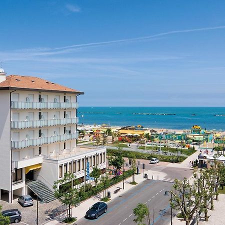 Little Hotel Cesenatico Εξωτερικό φωτογραφία