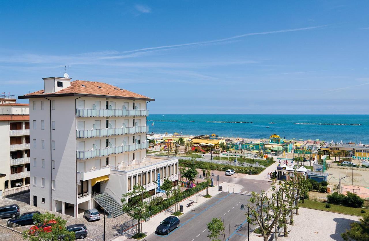 Little Hotel Cesenatico Εξωτερικό φωτογραφία