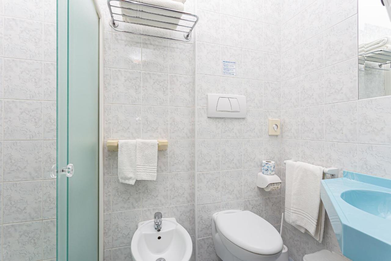 Little Hotel Cesenatico Εξωτερικό φωτογραφία